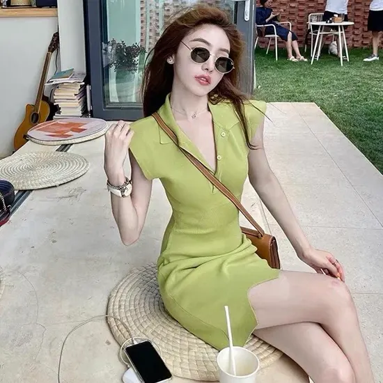 Green Solid Sleeveless Collared V-Neck Bodycon Mini Dress